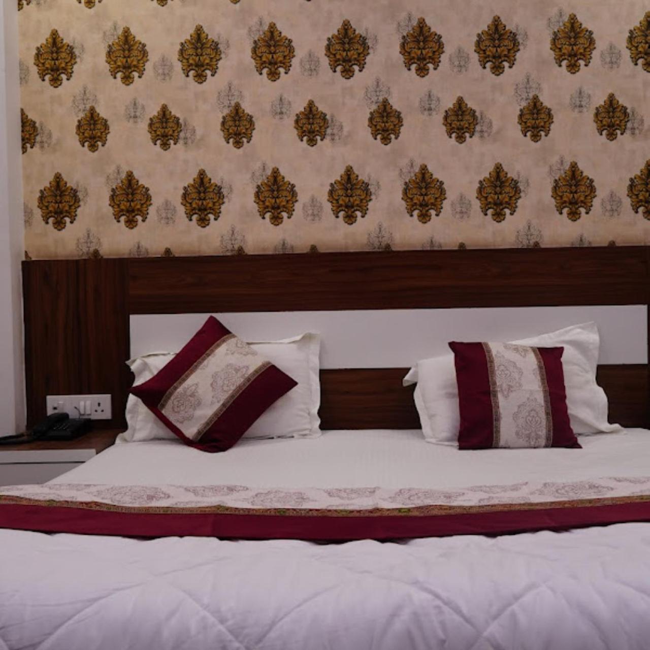 Hotel The Ramay Palace Ayodhya エクステリア 写真
